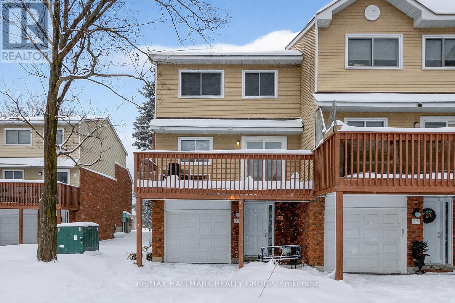 7 - 86 ESTERLAWN PRIVATE, Ottawa, Ontario