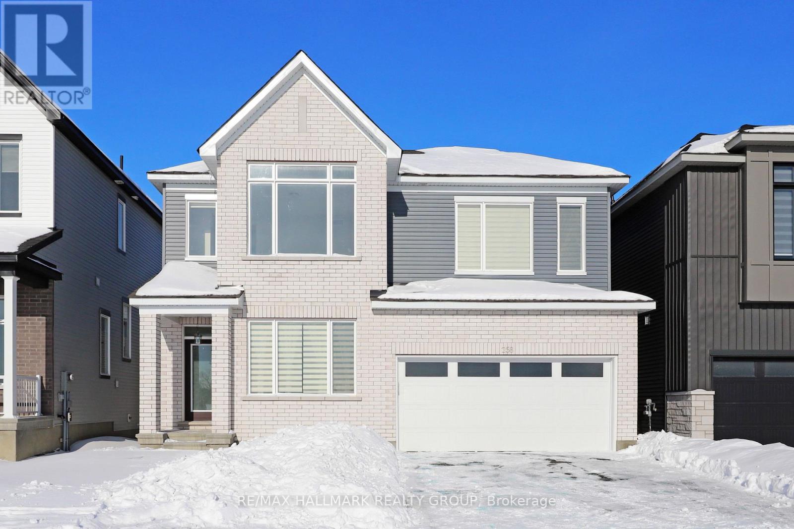 258 SAPLING GROVE, Ottawa, Ontario