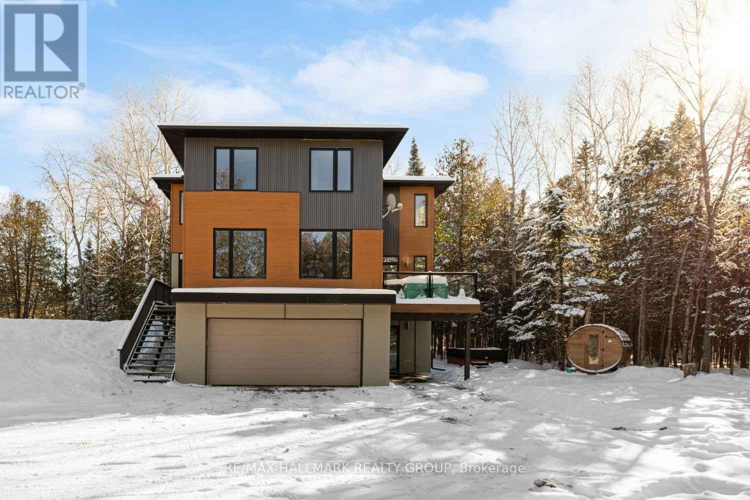 3311 BARLOW CRESCENT, Ottawa, Ontario