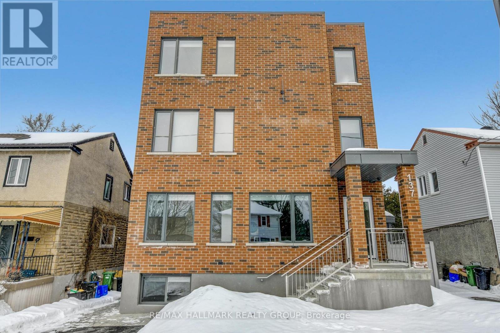 7 - 137 MARQUETTE AVENUE, Ottawa, Ontario