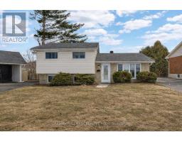 15 BAKER PLACE, Brockville, Ontario