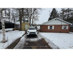 1236 BAYVIEW DRIVE, Ottawa, Ontario