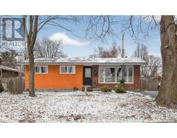 2401 MAGNUS AVENUE, Ottawa, Ontario