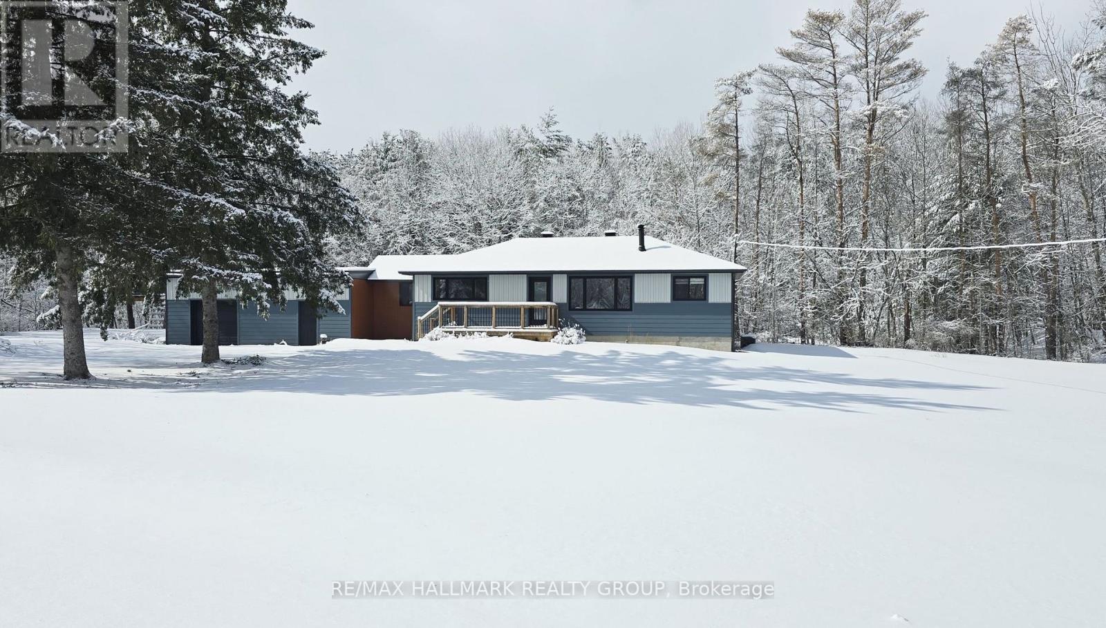 161 BISHOP DAVIS DRIVE, Ottawa, Ontario