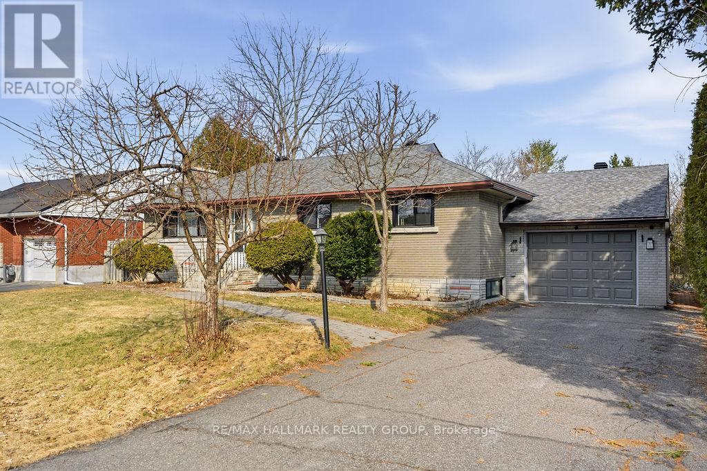 45 WESTWOOD DRIVE, Ottawa, Ontario