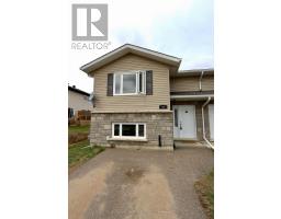 18 WILLIAM THOMAS DRIVE, Petawawa, Ontario