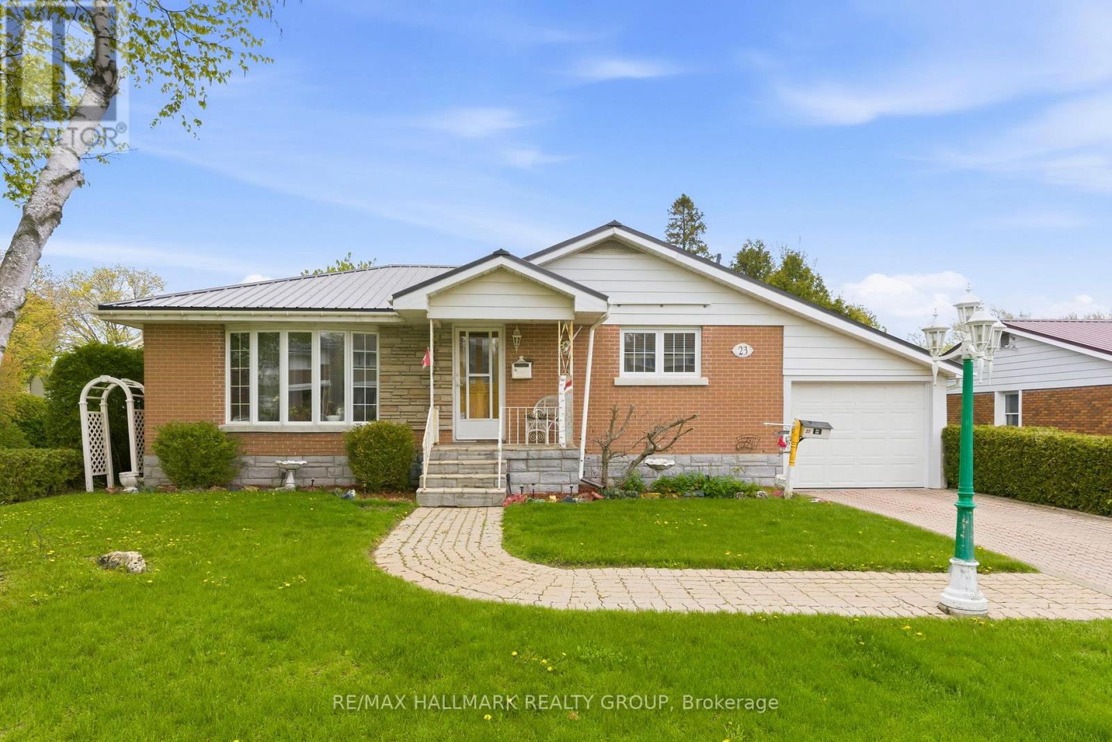 23 ALDERSHOT AVENUE, Brockville, Ontario