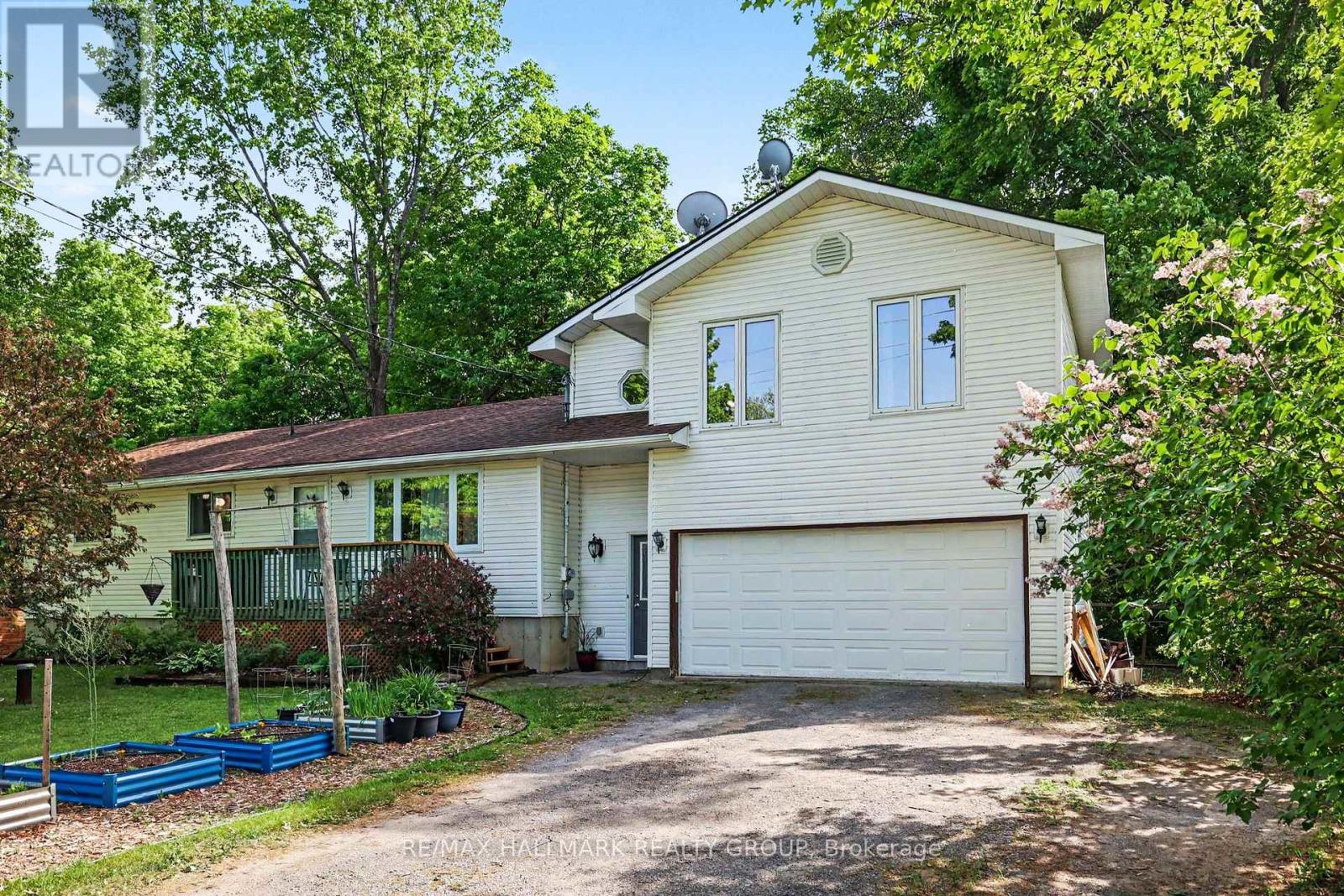471 CAMPBELL DRIVE, McNab/Braeside, Ontario