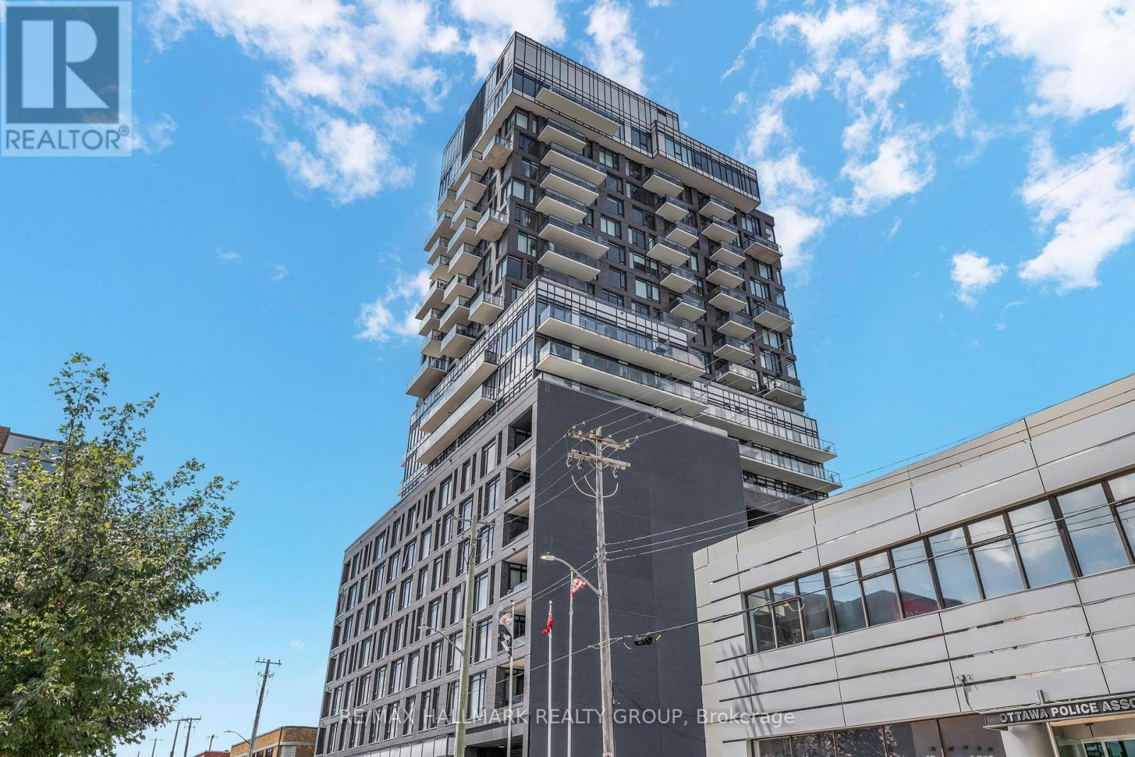 902 - 203 CATHERINE STREET, Ottawa, Ontario
