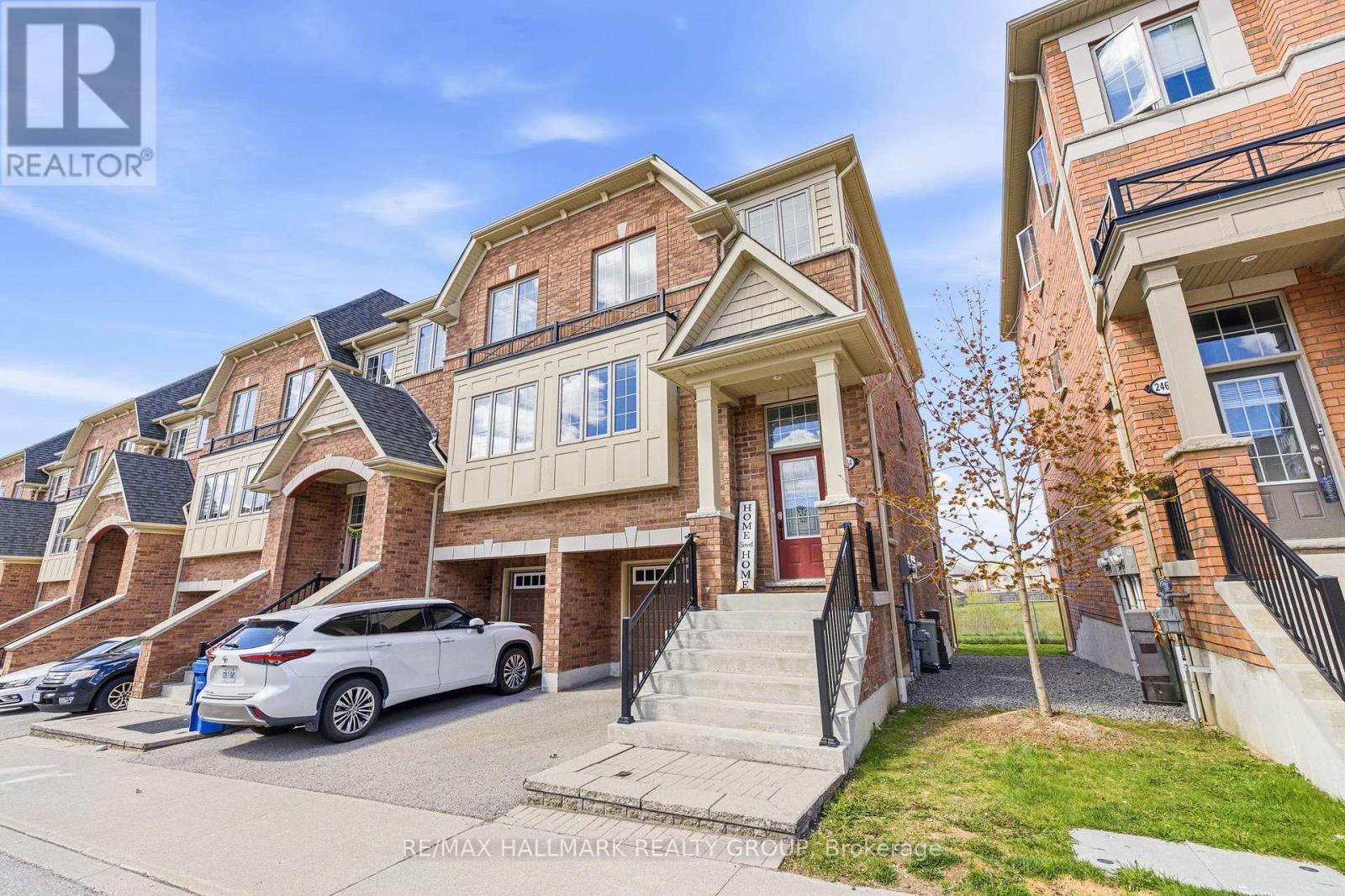 2464 BROMUS PATH, Oshawa, Ontario