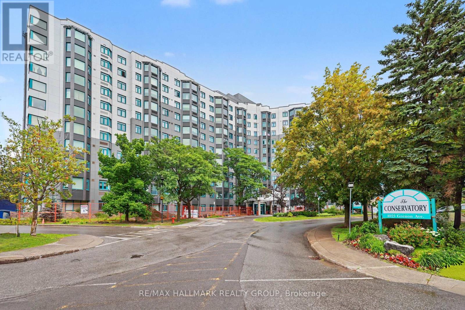 915 - 1025 GRENON AVENUE, Ottawa, Ontario