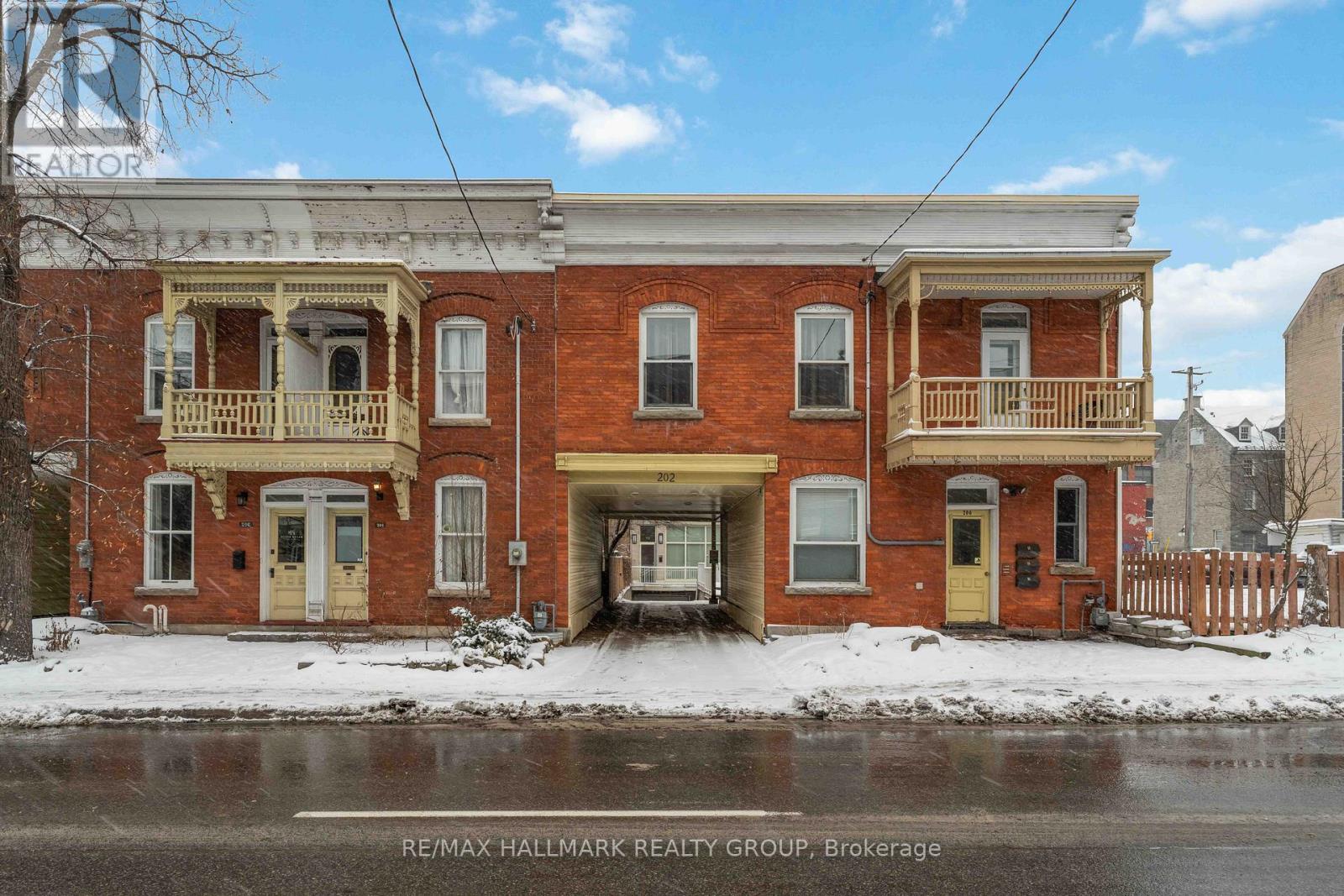 15 - 202 ST PATRICK STREET, Ottawa, Ontario
