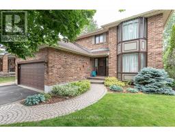 18 HESSE CRESCENT, Ottawa, Ontario