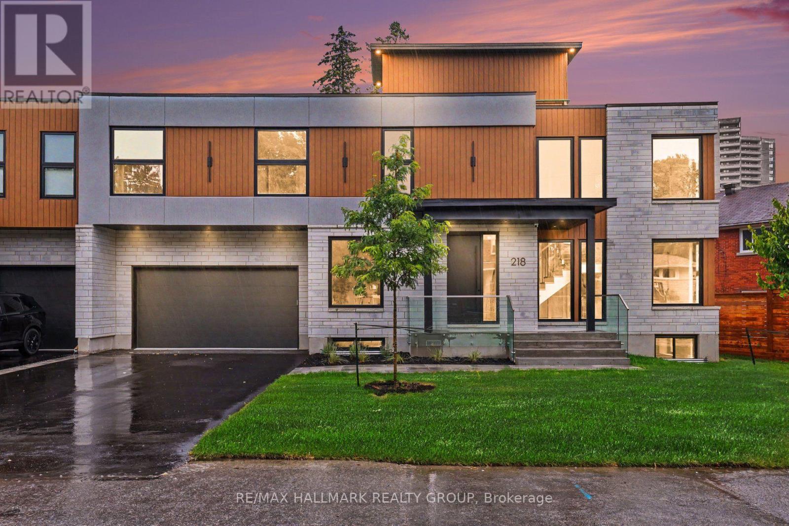 218 WOODLAND AVENUE, Ottawa, Ontario