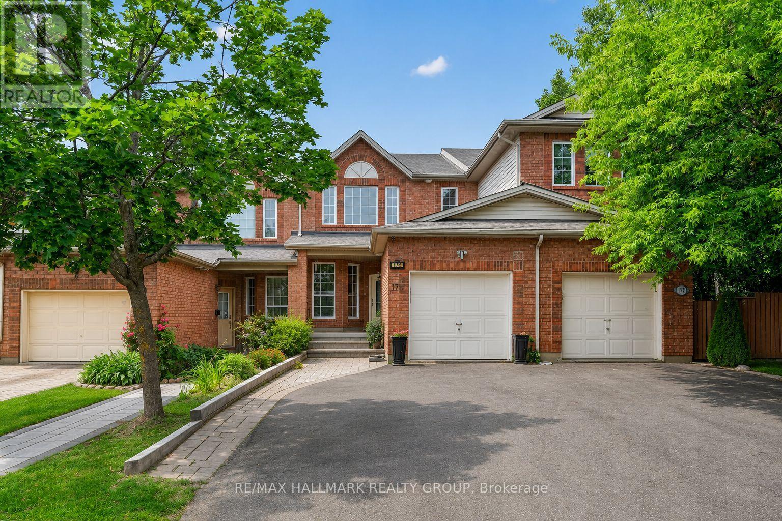 174 CARWOOD CIRCLE W, Ottawa, Ontario