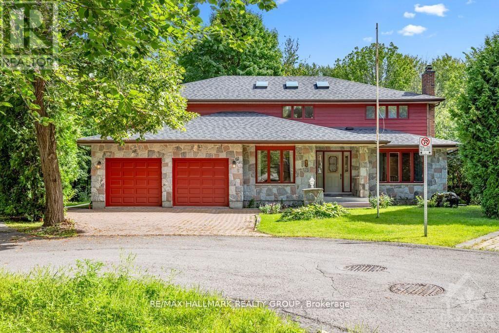 95 MACNABB PLACE, Ottawa, Ontario