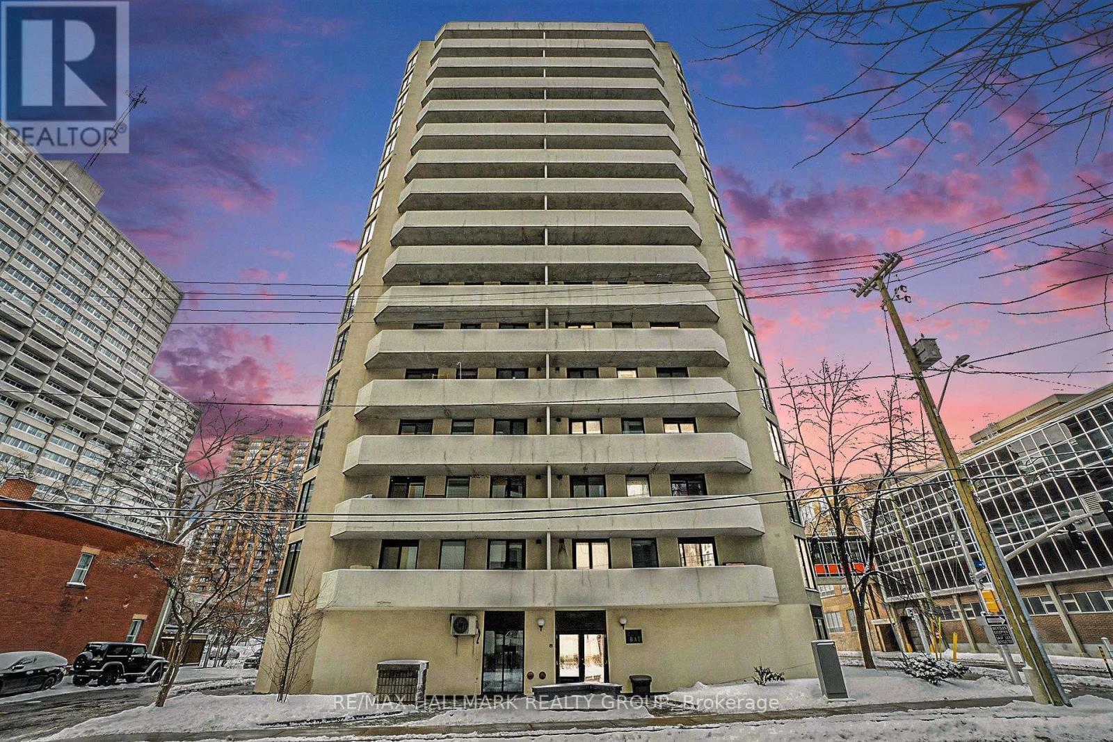 1102 - 200 BAY STREET, ottawa, Ontario