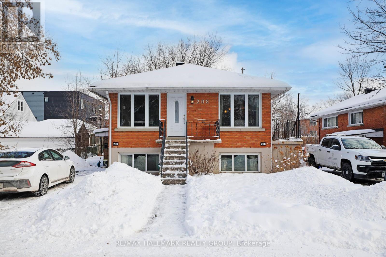 208-210 RENOUF AVENUE, ottawa, Ontario