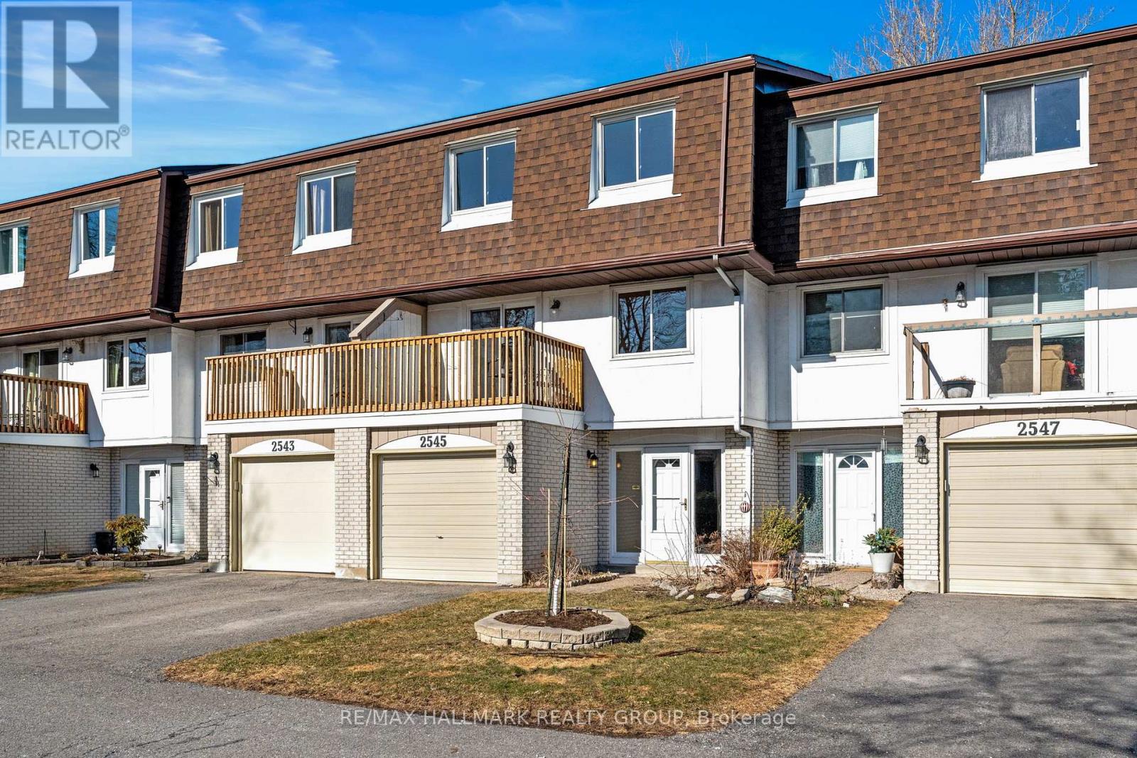 2545 FLANNERY DRIVE, ottawa, Ontario