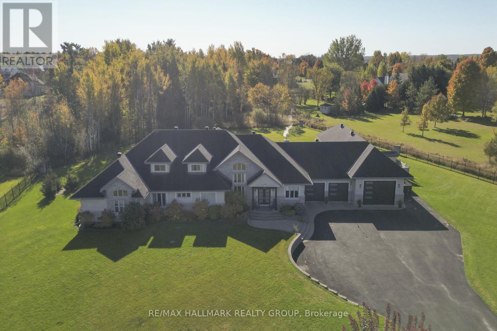 144 KERRY HILL CRESCENT, ottawa, Ontario