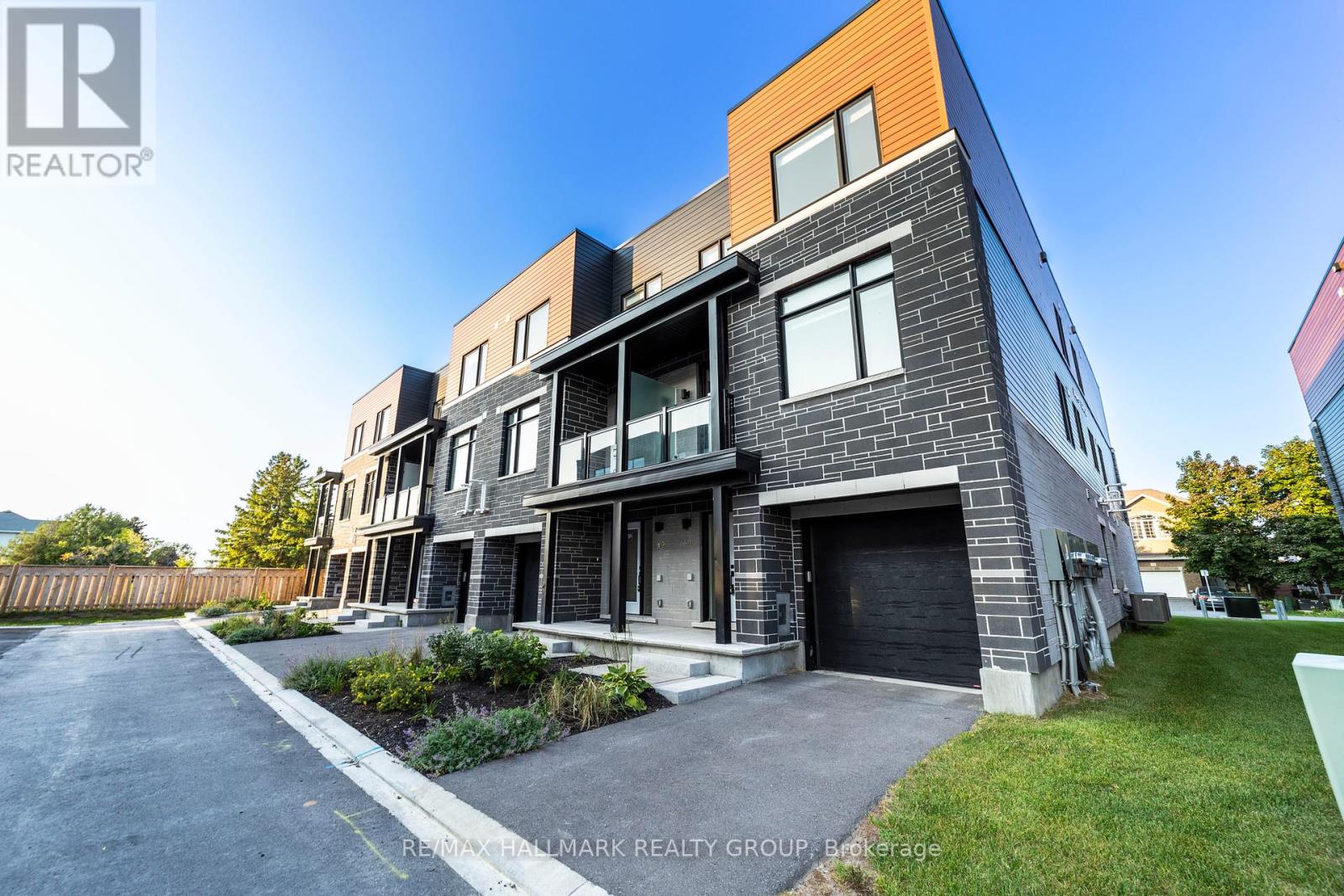 810 STAR, ottawa, Ontario
