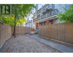 20 B HART AVENUE, ottawa, Ontario