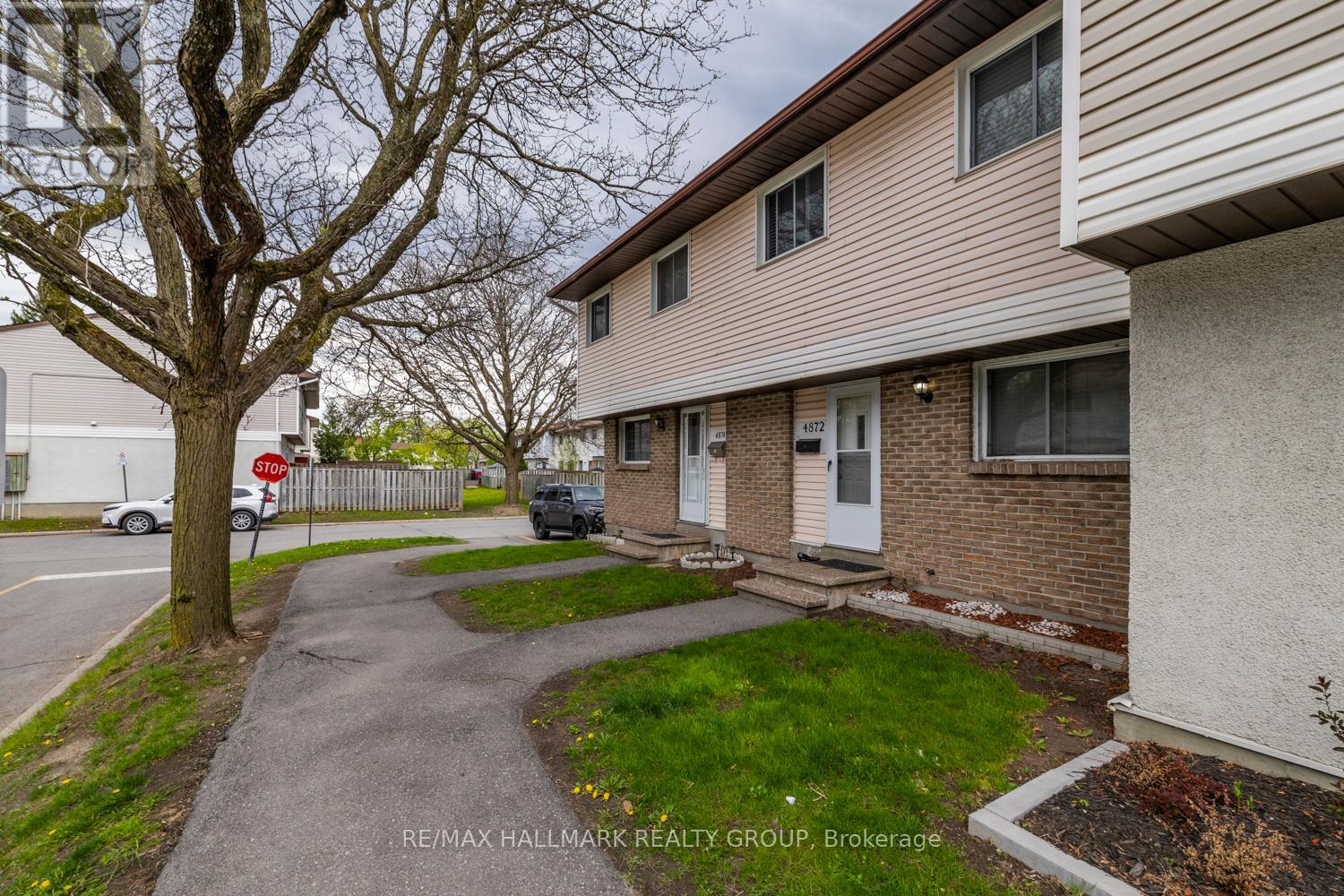 4872 HENDON WAY, ottawa, Ontario