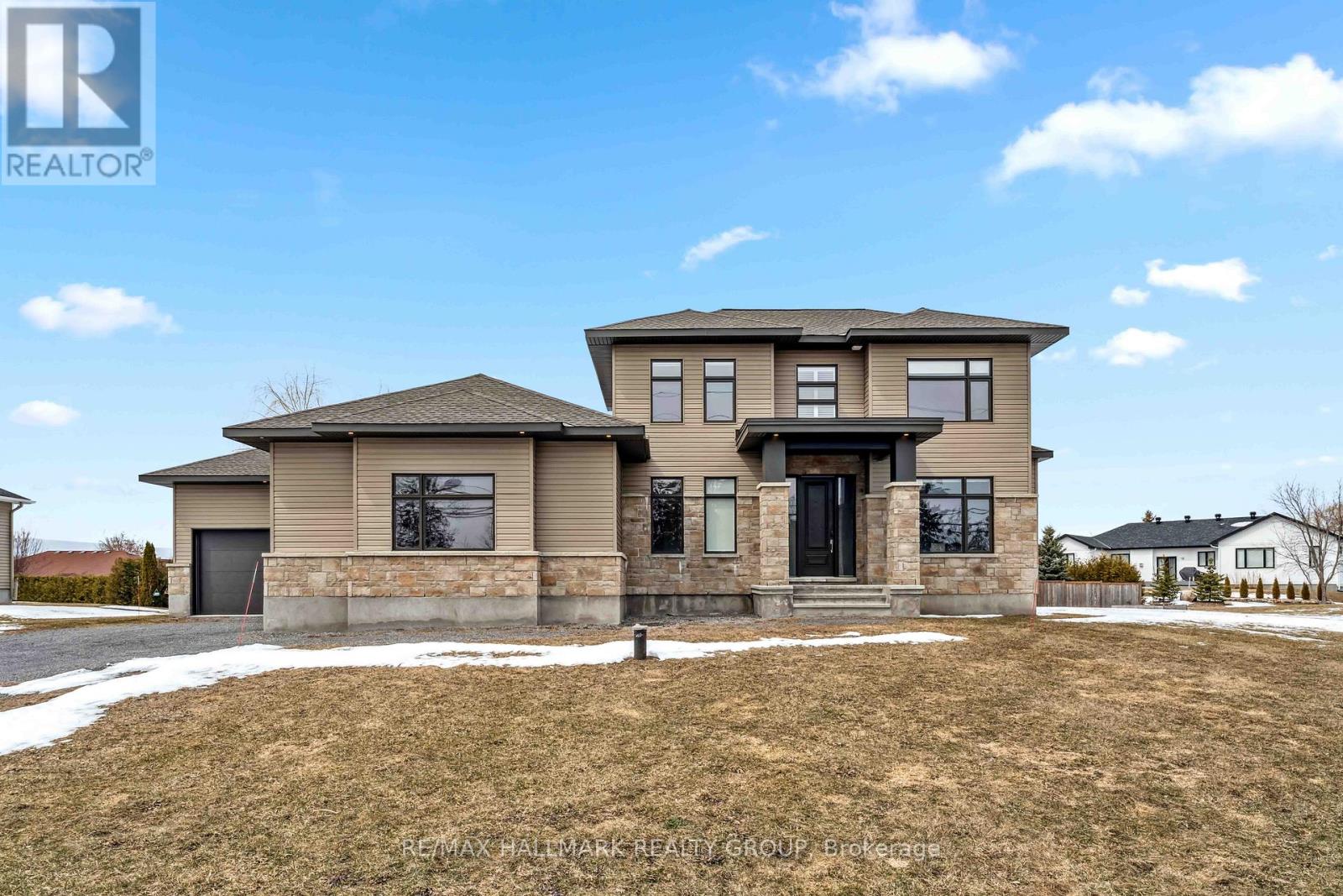 6488 PRINCE OF WALES DRIVE, ottawa, Ontario