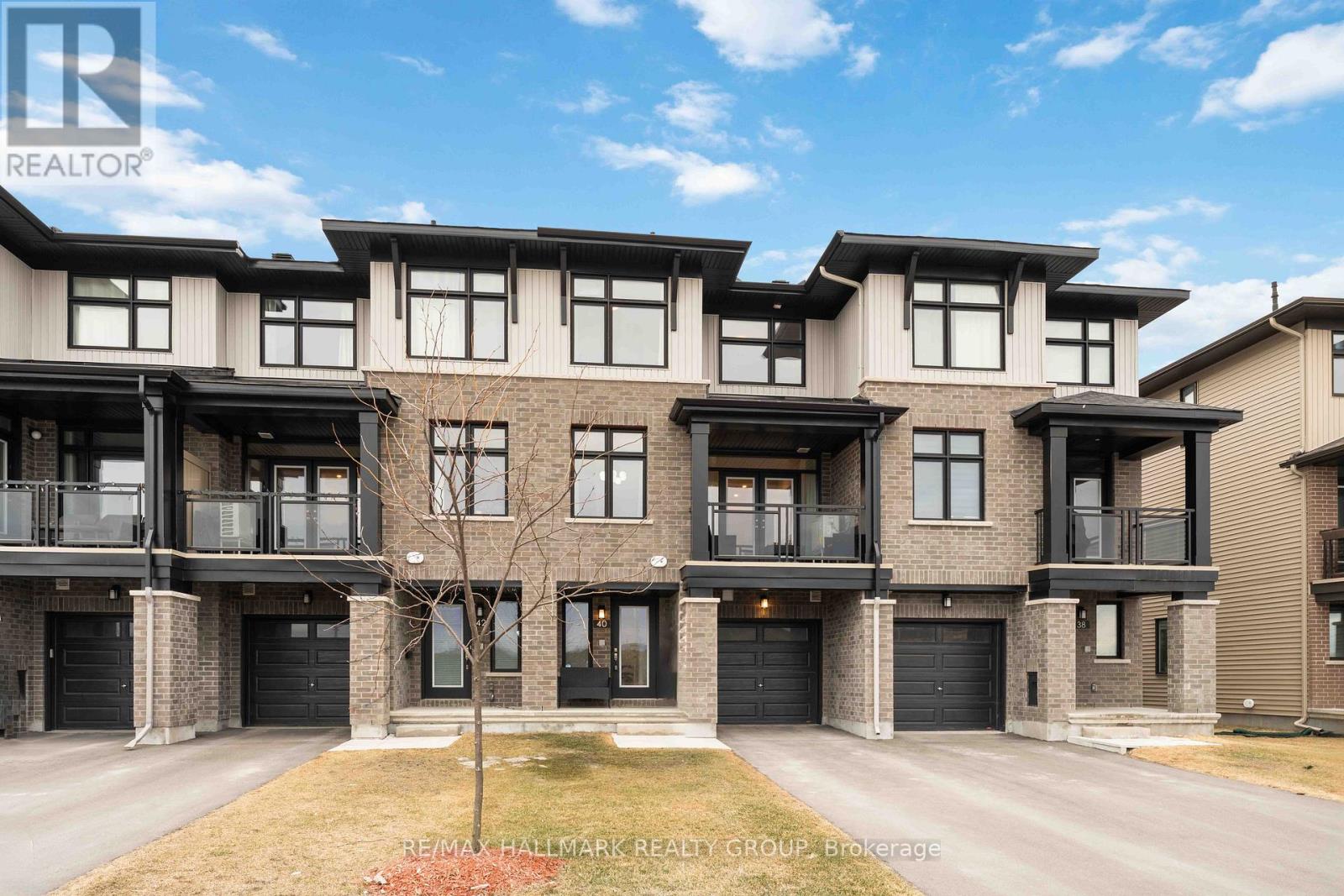 40 VERGLAS LANE, ottawa, Ontario