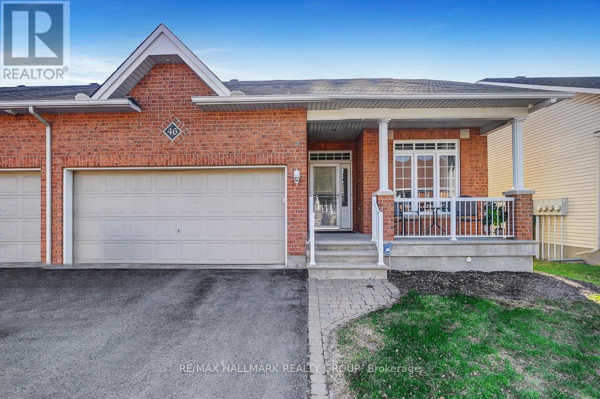 46 CHAPELIER PRIVATE, ottawa, Ontario