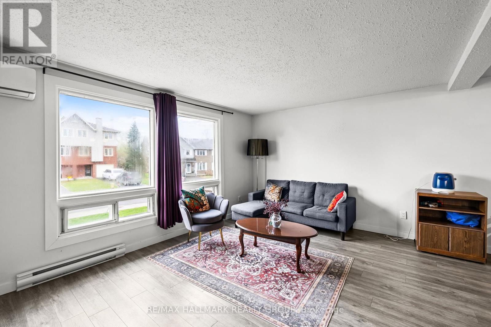 135 GLAMORGAN DRIVE, ottawa, Ontario