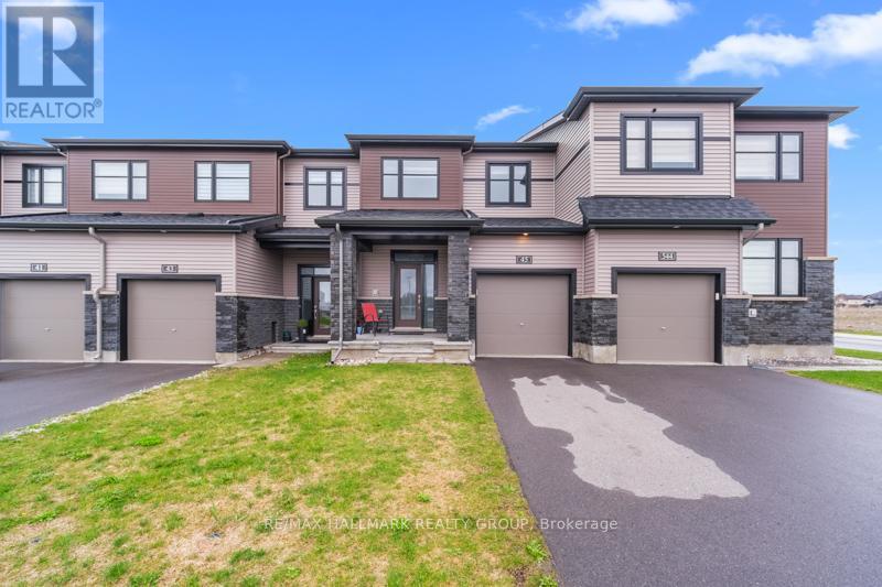 45 FINGLAS COURT, ottawa, Ontario