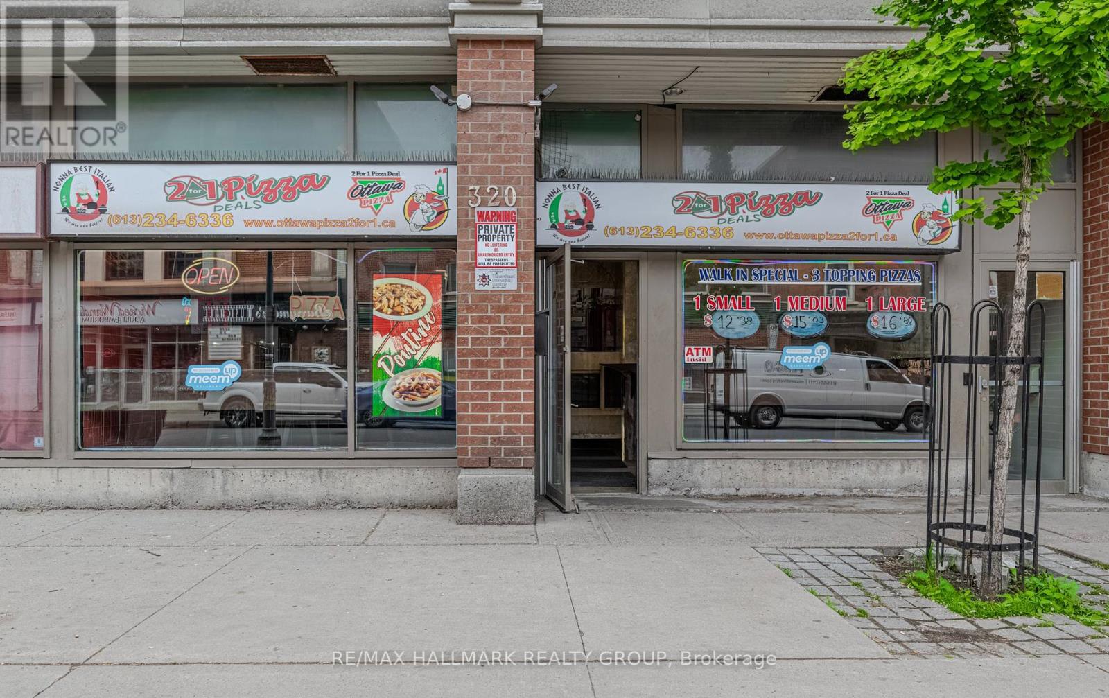 320 BANK STREET, Ottawa, Ontario