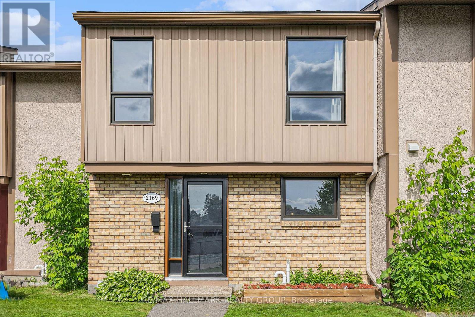 2169 STONEHENGE CRESCENT, Ottawa, Ontario