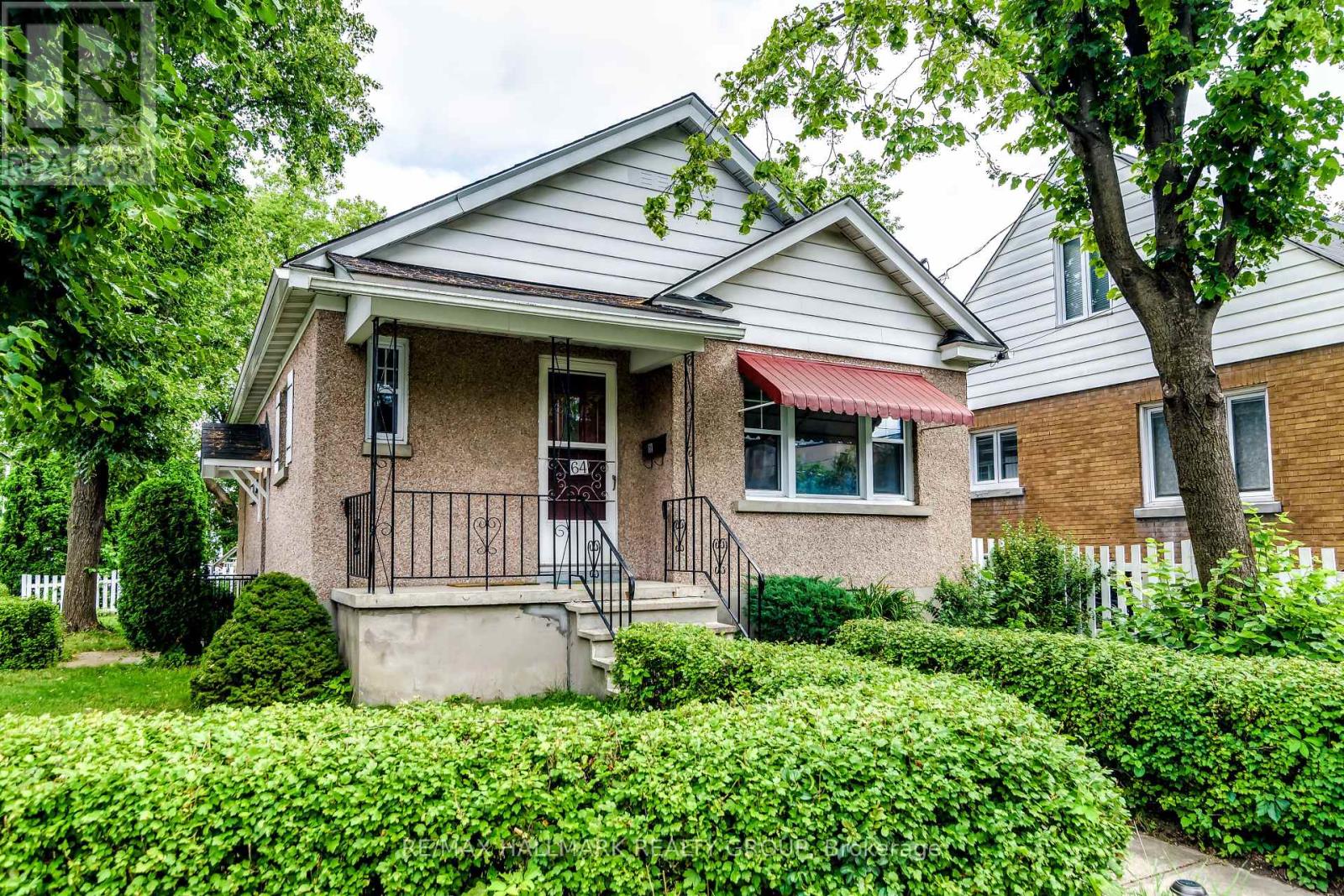64 VAUGHAN STREET, Ottawa, Ontario