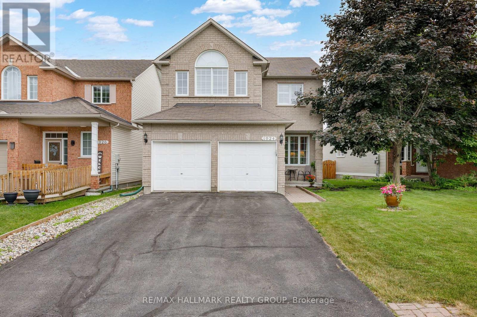 1924 LOBELIA WAY, Ottawa, Ontario