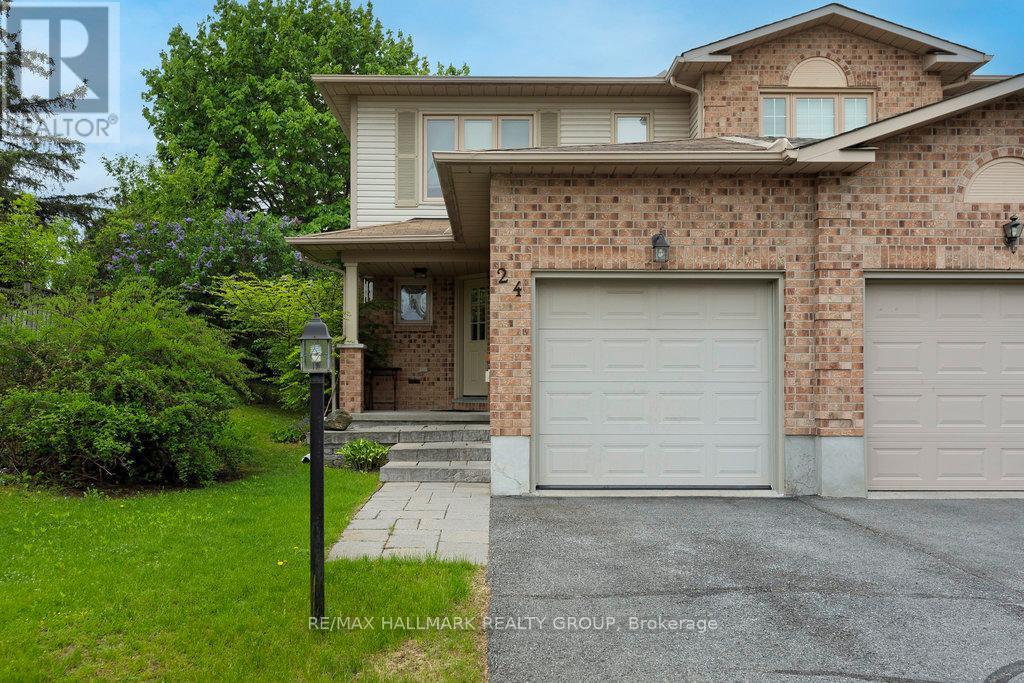 24 RAVENSCROFT COURT, Ottawa, Ontario