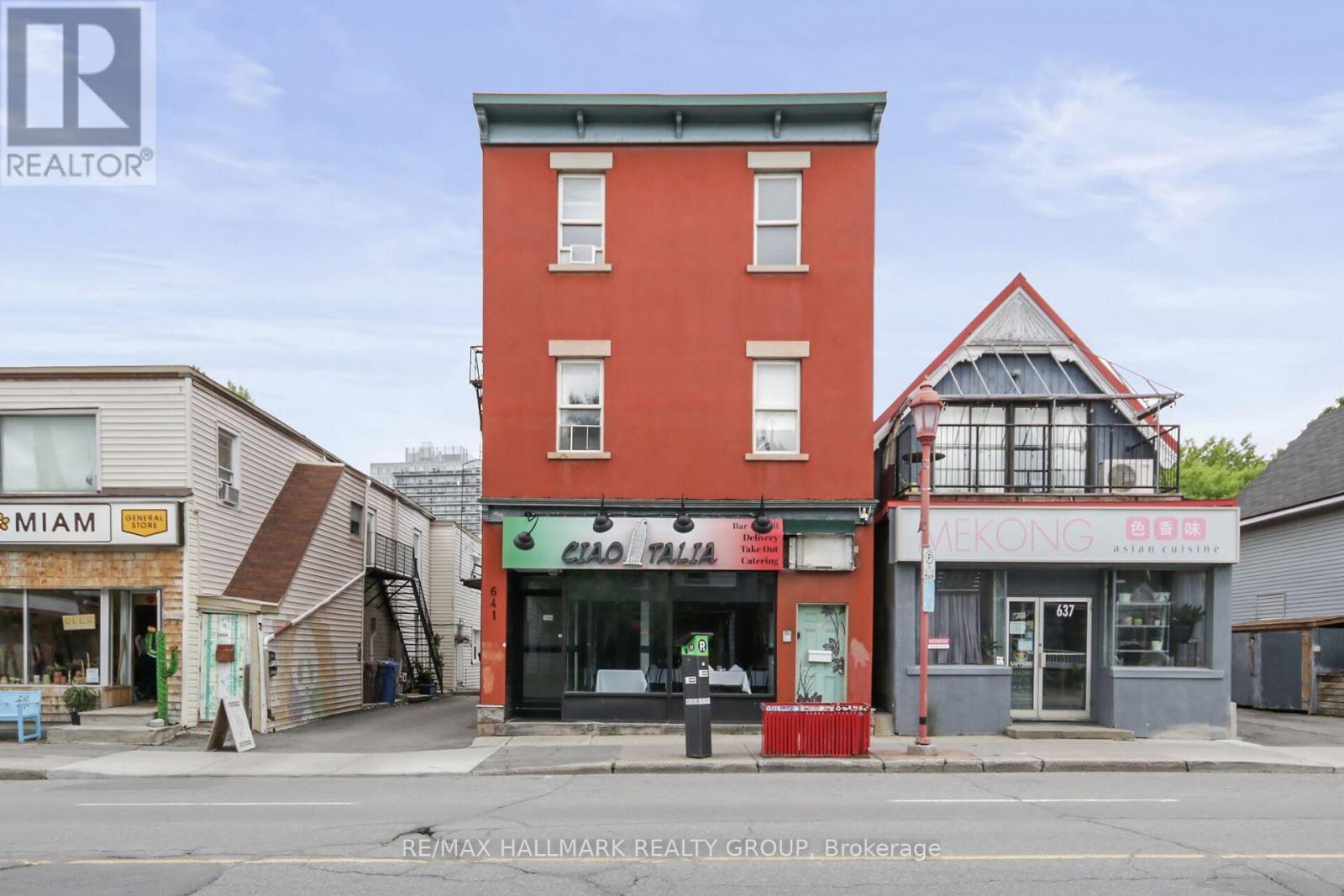 641 SOMERSET STREET W, Ottawa, Ontario
