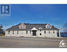 5 - 768 USBORNE STREET, McNab/Braeside, Ontario