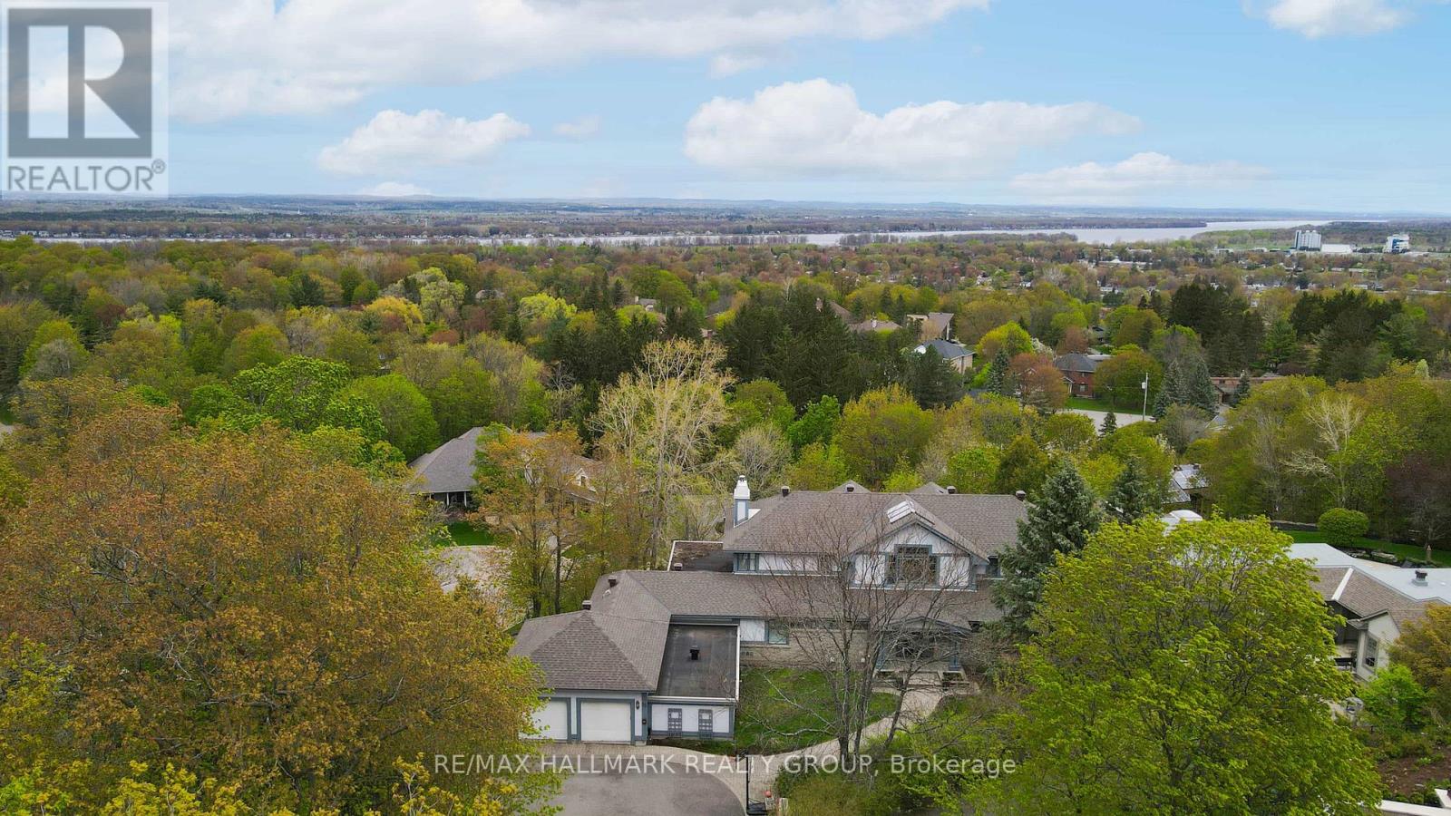 23 DAVIDSON DRIVE, Ottawa, Ontario