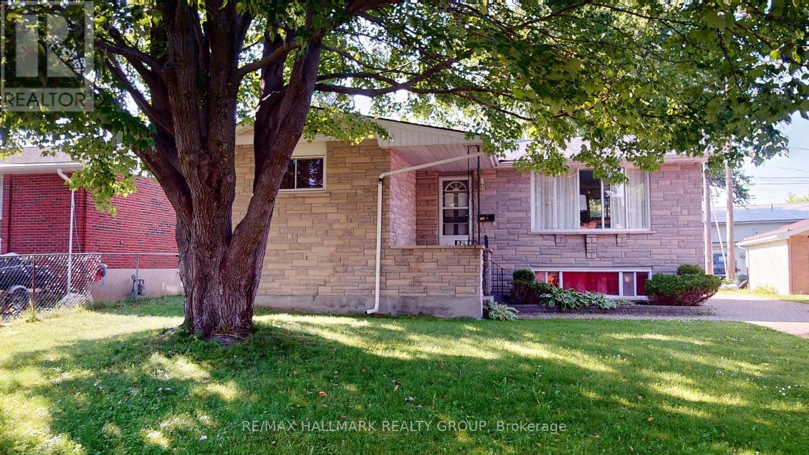 730 DEMPSTER DRIVE N, Gananoque, Ontario