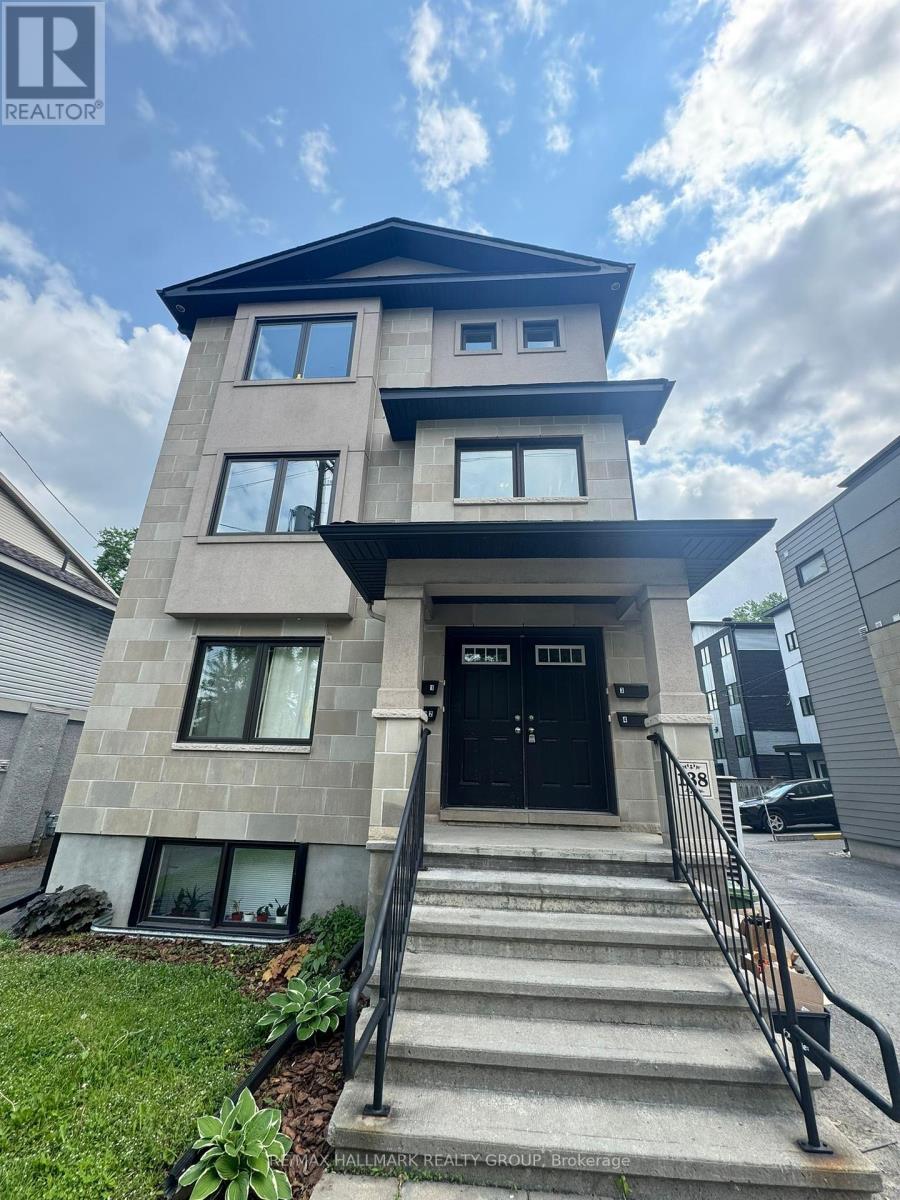 138 LEES AVENUE, Ottawa, Ontario
