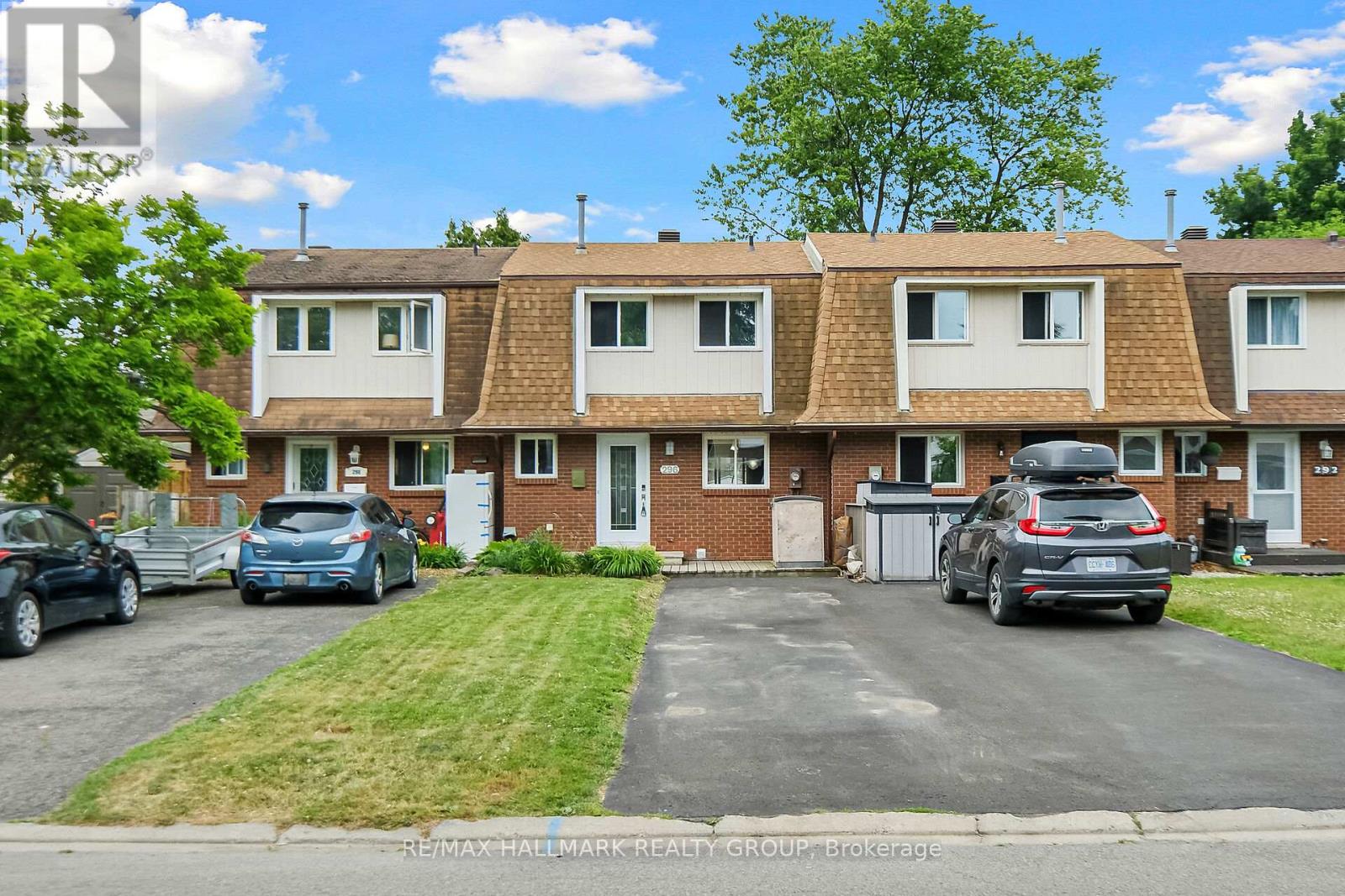 296 PINTAIL TERRACE, Ottawa, Ontario
