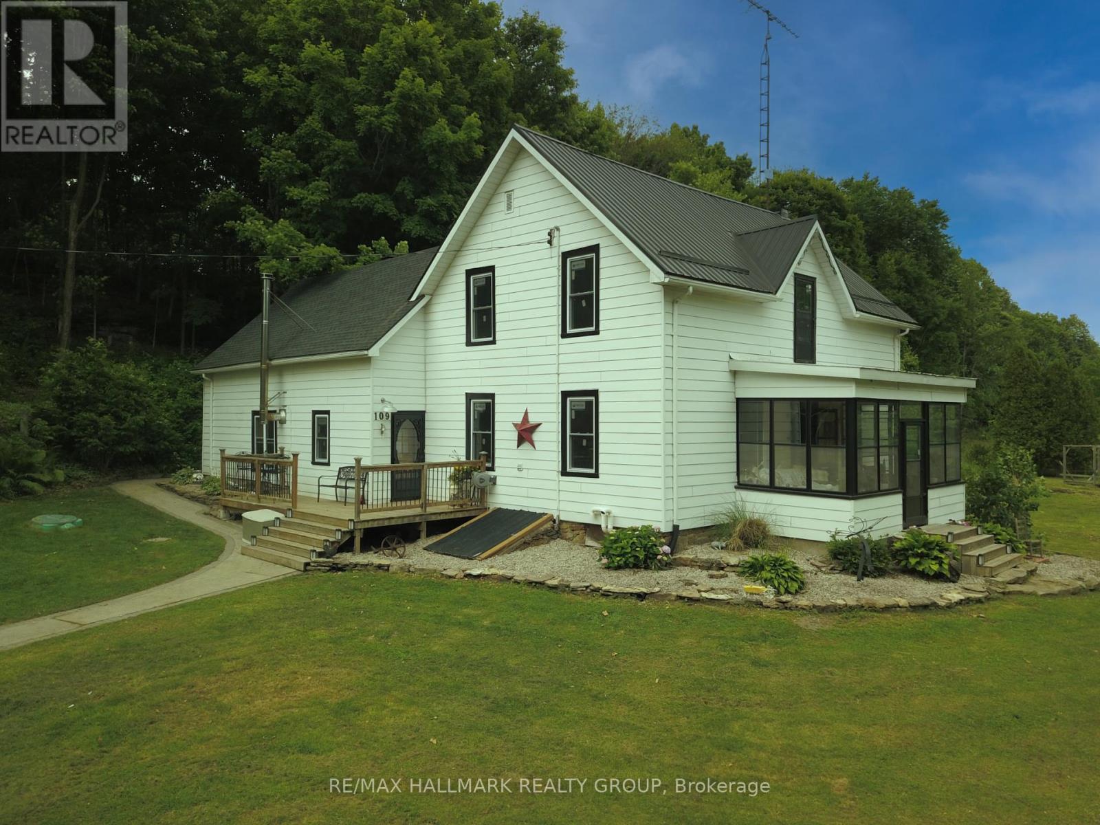 109 QUABBIN ROAD W, Leeds and the Thousand Islands, Ontario