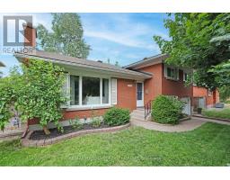 2412 MALONE CRESCENT, Ottawa, Ontario