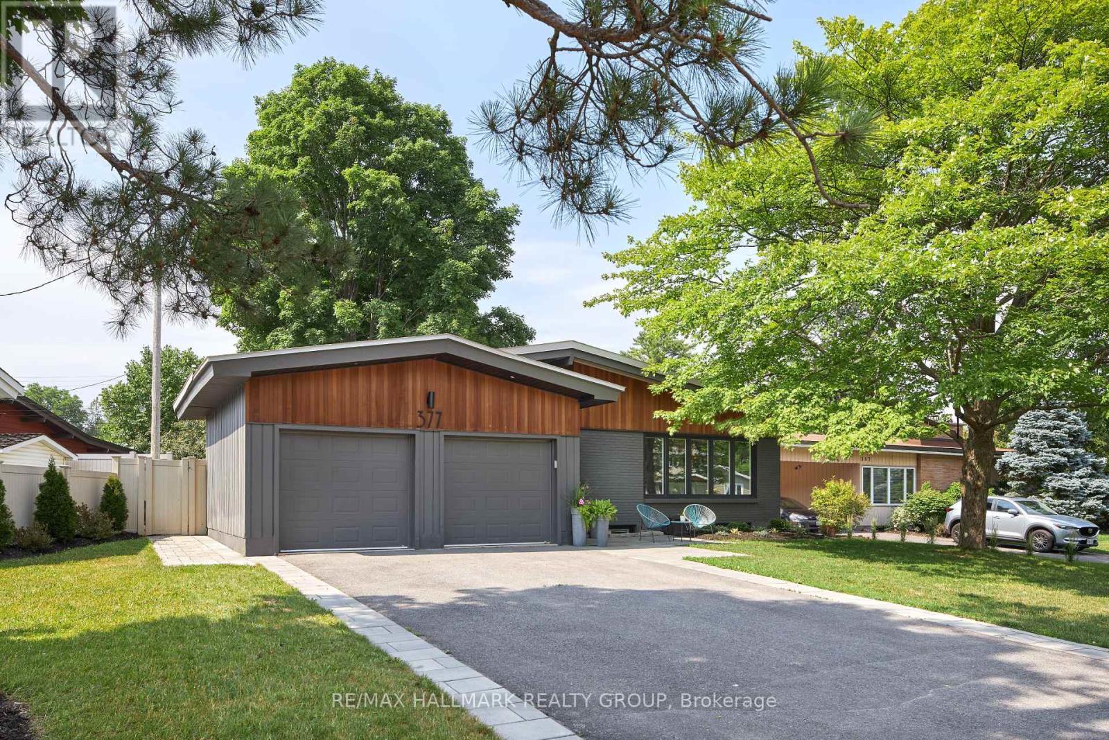 377 SUMMIT AVENUE, Ottawa, Ontario