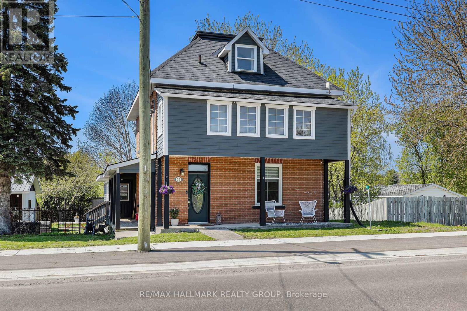 33 RIVER ROAD, McNab/Braeside, Ontario