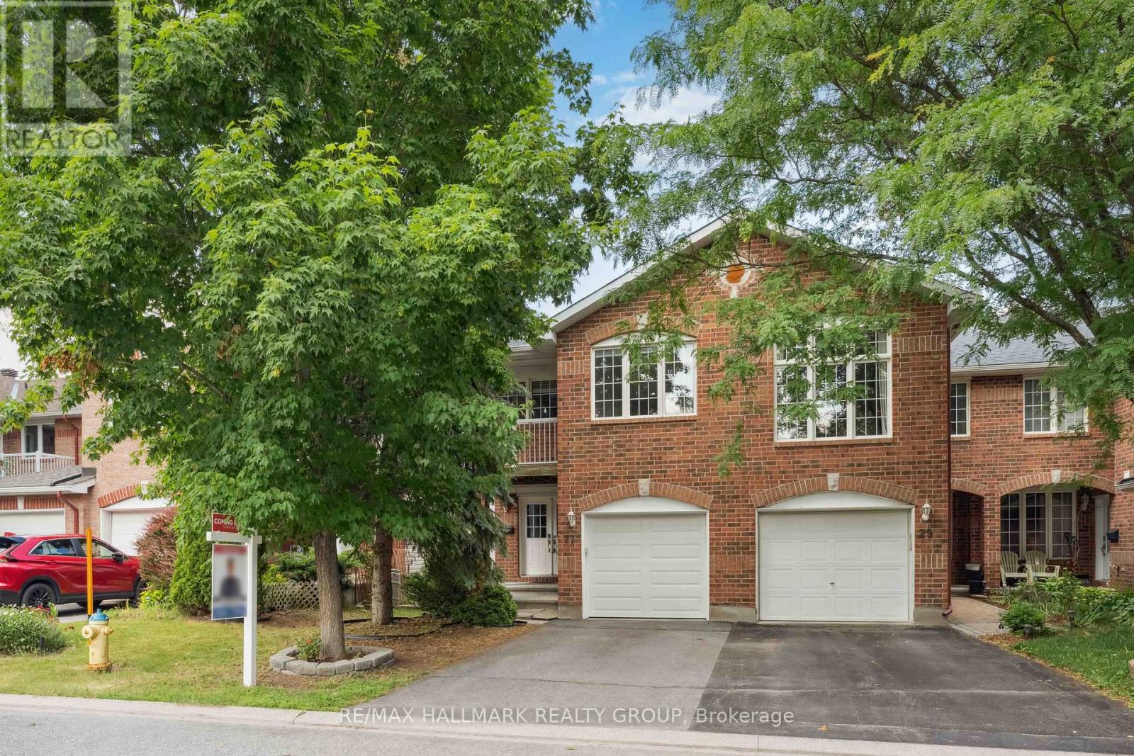 27 WALLSEND AVENUE, Ottawa, Ontario