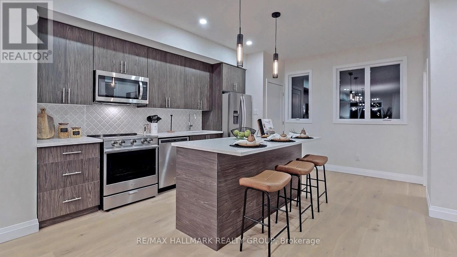 813 STAR PRIVATE, Ottawa, Ontario