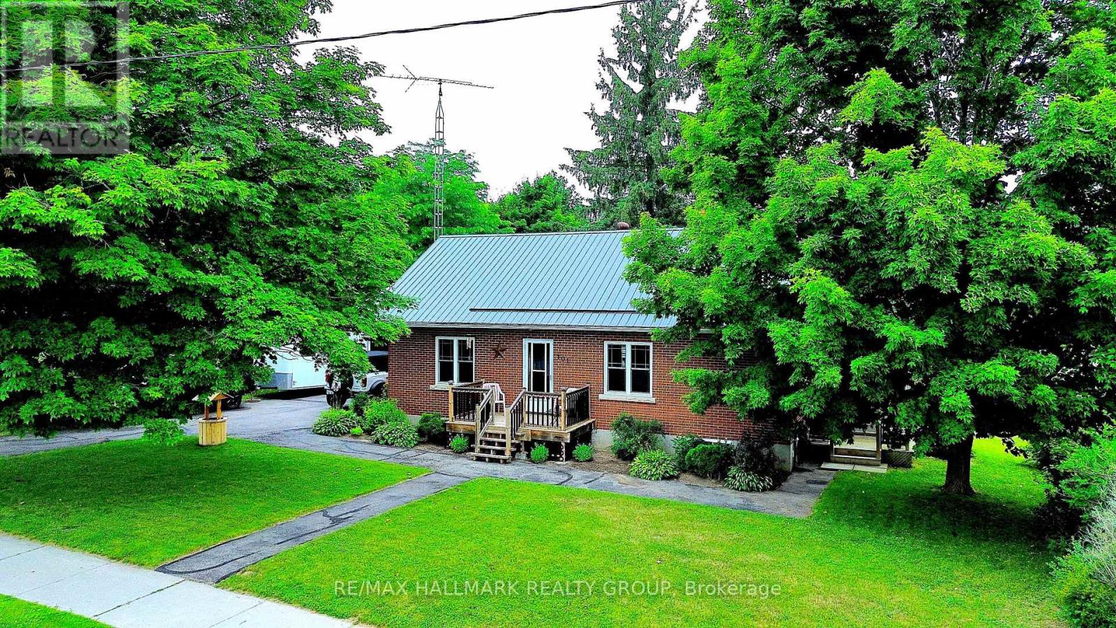101 CLARENCE STREET, Lanark Highlands, Ontario